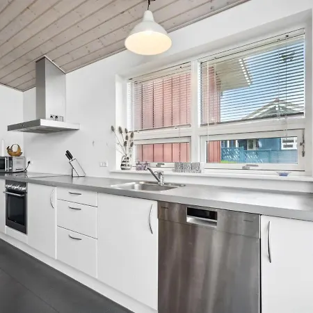Holiday home Pascal - 600m From The Sea In Se Jutland By Interhome