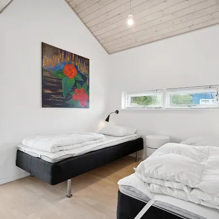 Holiday home Pascal - 600m From The Sea In Se Jutland By Interhome *